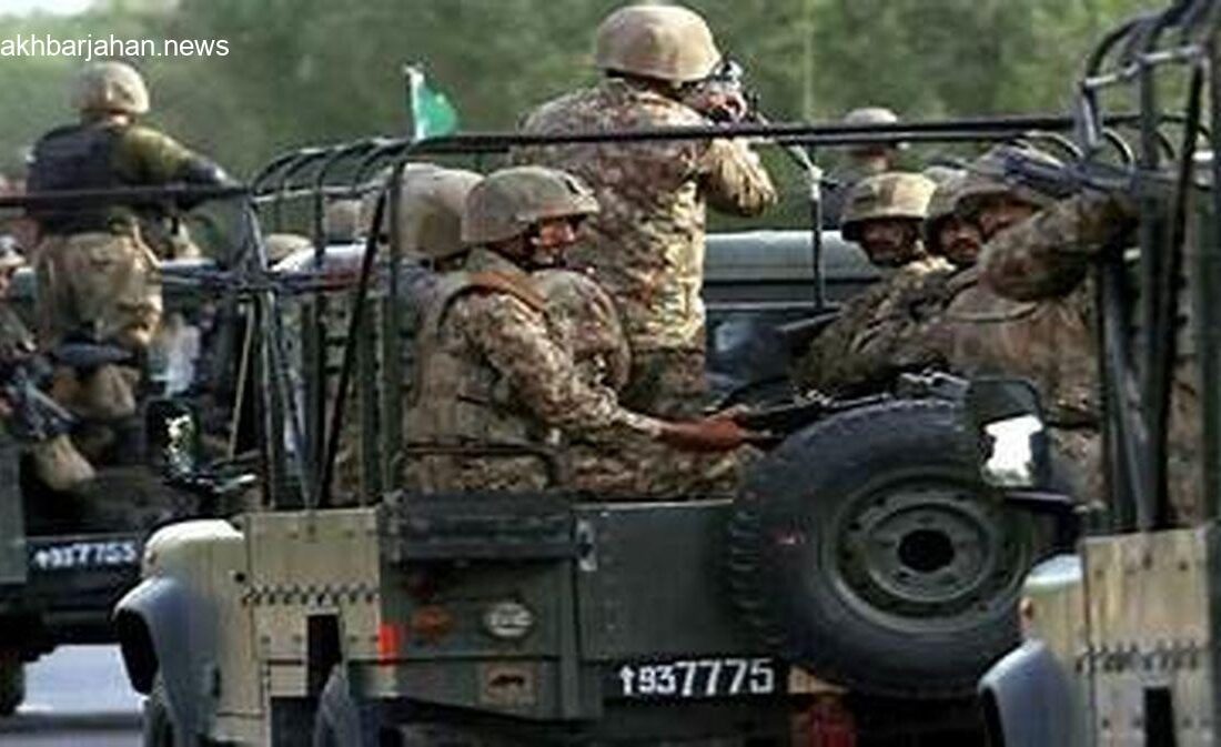 ۱۱ نظامی پاکستانی در پی حمله تروریستی جان باختند