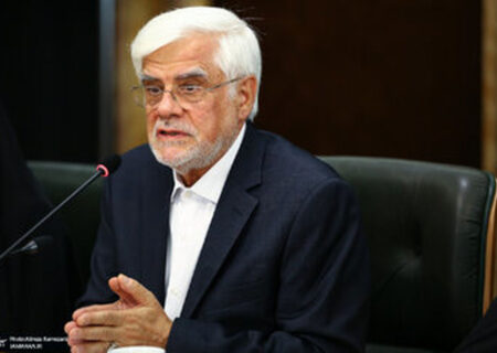 عارف: در جنگ 12 روزه، علم مقابل علم ایستاد