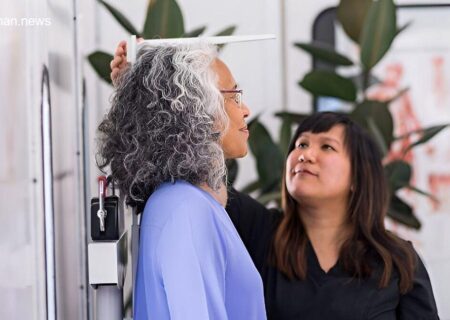 کاهش قد در میانسالی: میزان کوتاه‌تر شدن قد پس از 40 سالگی چقدر است؟