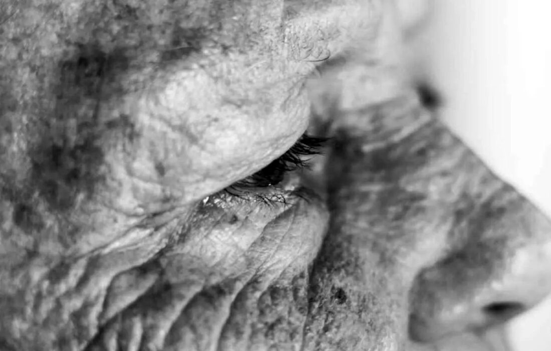 نشانههای هشدار دهنده: چه وقت پایان زندگی نزدیک است؟