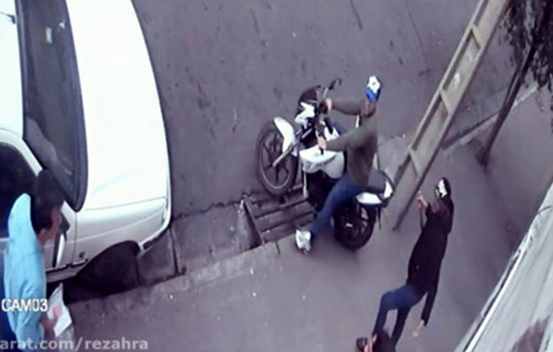 ترفند سارقان: تصادف نمایشی برای سرقت از راننده