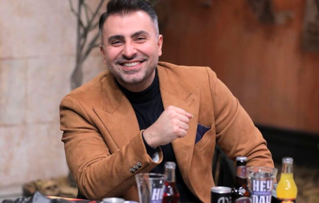 جشن تولد علیرضا طلیسچی در حین اجرای کنسرت