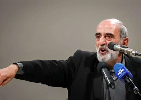 انتقاد از باهنر به دلیل به کار بردن عبارت حجاب اجباری