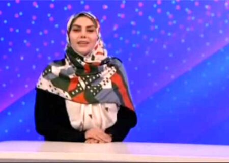 خوش درخشیدن مجری صدا و سیما با اجرای زبان اشاره