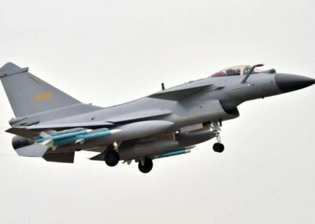 آیا جنگنده J-10 توانایی مقابله با جنگنده‌های اسرائیلی را دارد؟