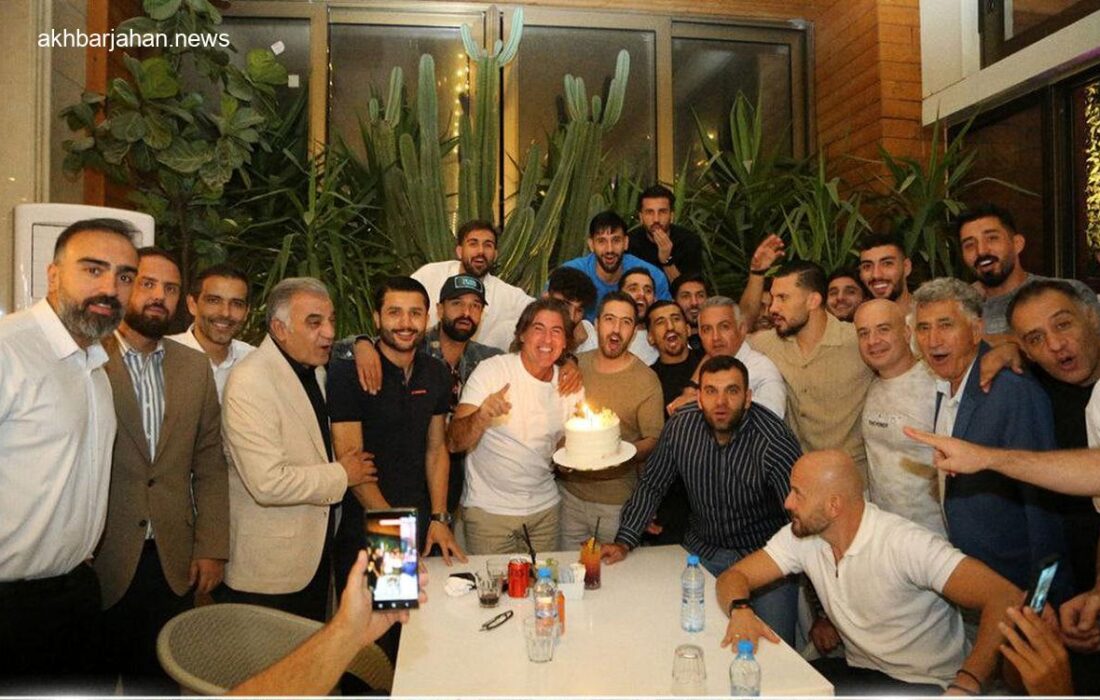 خوشحالی جنجالی ستاره استقلال در جشن تولد ساپینتو