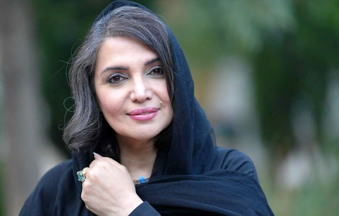 تصویر سلفی جدید الهام پاوه‌نژاد با استایلی خاص و متفاوت