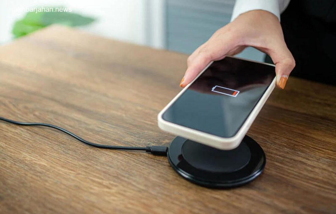 آیا شارژ وایرلس به باتری موبایل ضرر می‌رساند؟