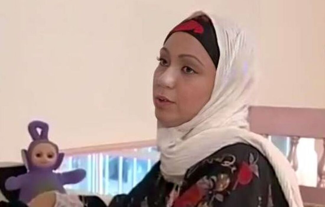 چهره متفاوت ژینوسِ «خانه به دوش» با کلاه گیس قرمز، غوغایی به پا کرد!