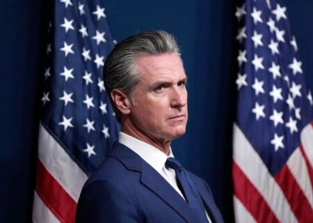 شکایت فرماندار کالیفرنیا از ترامپ به دادگاه