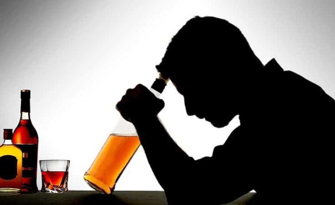 هشدار درباره عادیسازی مصرف مواد مخدر و مشروبات الکلی در جامعه