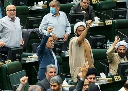 کنایه تند به تندروها؛ یاد هندوستان کرده‌اند!