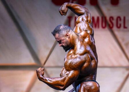 نمایش اندام ورزیده بهروز تابانی در آستانه مستر المپیا