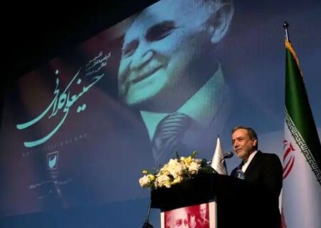 تذکر جنجالی به وزیر و پرسپولیس: ای کاش کری‌خوانی نمی‌کردید!