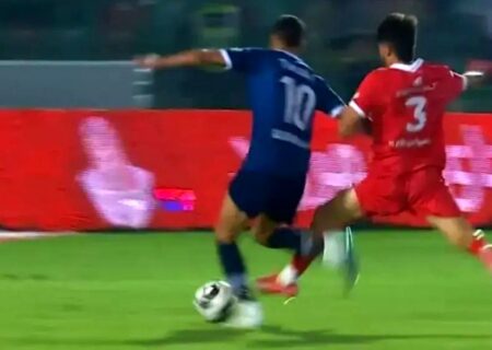 آیا داور پنالتی گل‌گهر مقابل پرسپولیس را نادیده گرفت؟