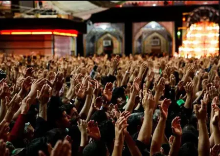 تعبیر خواب هیئت؛ نمادی از ایمان و اجتماع در جهان رویاها