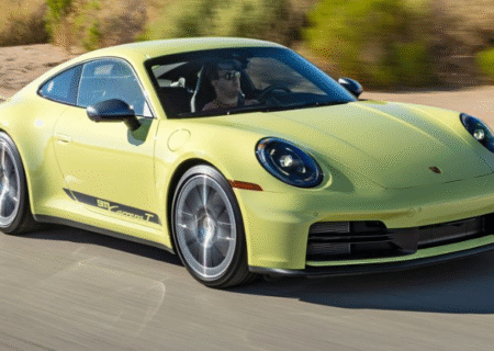 نگاهی به پورشه ۹۱۱ کاررا T: چرا نباید دنبال بی‌نقص بودن باشیم؟