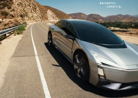 رونمایی تویوتا از کرولا جدید، کوپه لوکس و ون 6 چرخ لکسوس، غافلگیری در نمایشگاه