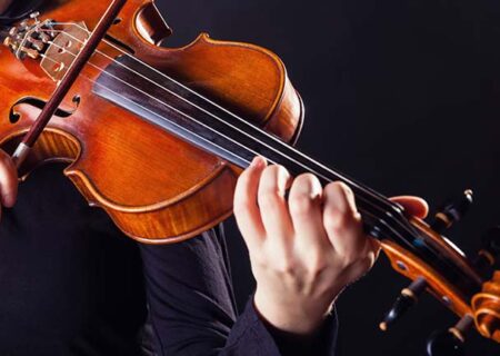 تعبیر خواب ویولن: نمادی از احساسات، هماهنگی و چالش‌های زندگی