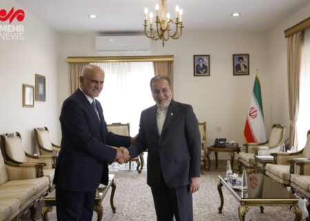 دیدار عراقچی با معاون رئیس مجلس لبنان