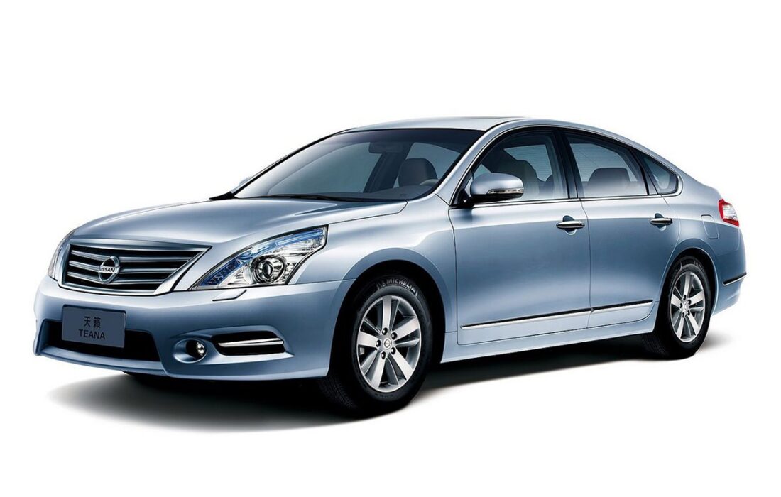 نیسان تیانا؛ سدان آرام، صبور و اصیلی که دیگر در خیابانها زیاد نمیبینیم