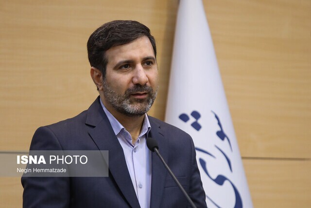 قانونگذاری نظامی بیاذن رهبری فاقد مشروعیت است