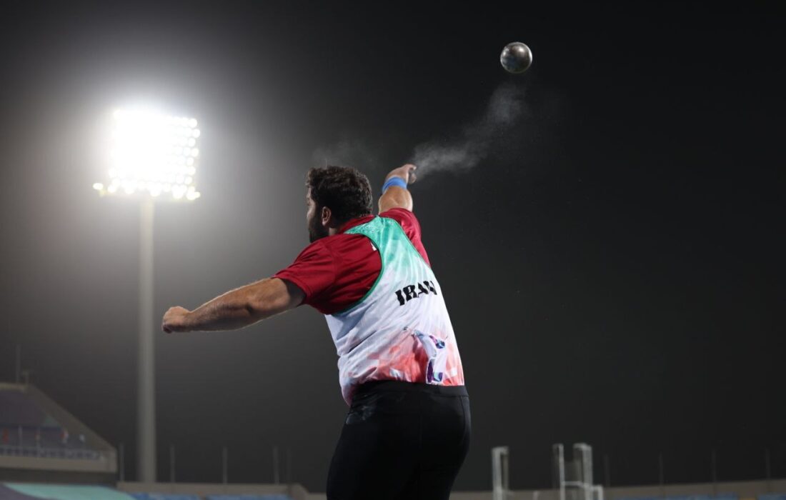 طیبی به مدال نقره پرتاب وزنه رسید/ فاصله ۴ سانتیمتری با طلا