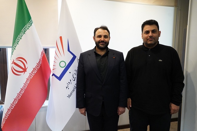 تعامل و همکاری با شرکت‌های پتروشیمی را با نگاه ملی دنبال می کنیم