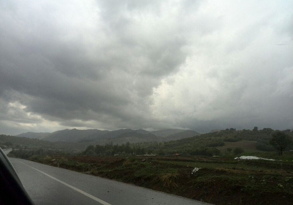 آسمان اردبیل ابری و مه آلود پیش بینی می شود