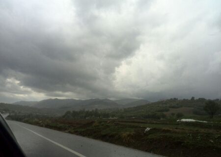 آسمان اردبیل ابری و مه آلود پیش بینی می شود