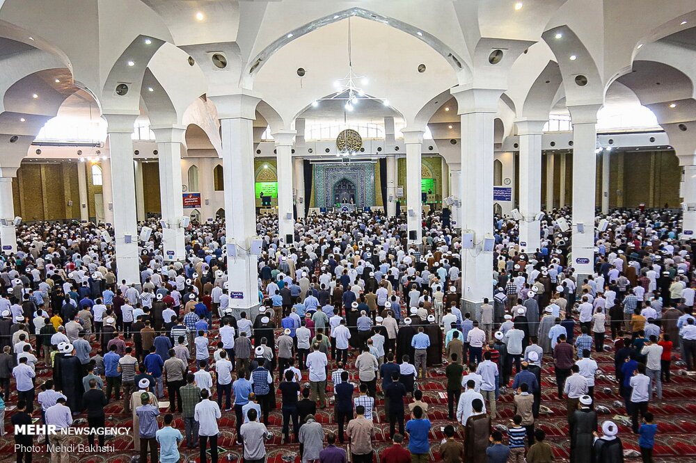 اقامه نماز طلب باران در قم اقامه شد