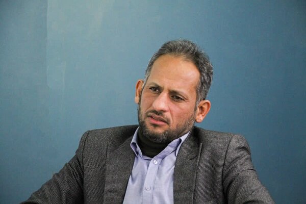 مرتضی حیدری الکثیر: شعر سرود باید بوی اقلیم خوزستان بدهد