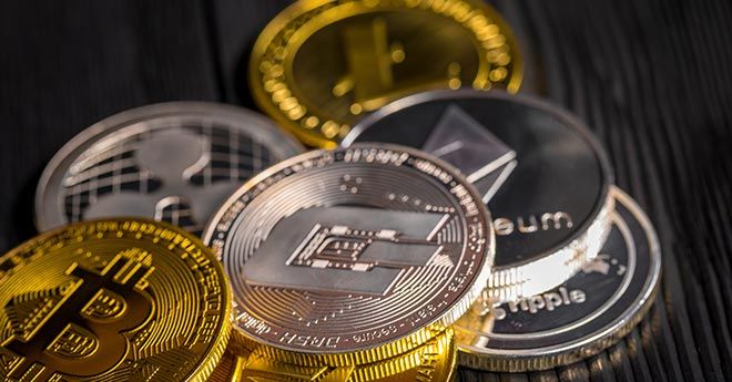 آلت کوین چیست؟ تفاوت آن با بیتکوین