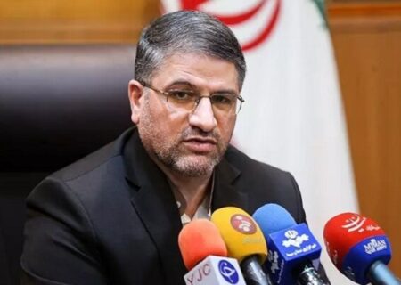 رئیس سازمان پزشکی قانونی کشور از بخش‌های مختلف اداره کل قم بازدید کرد