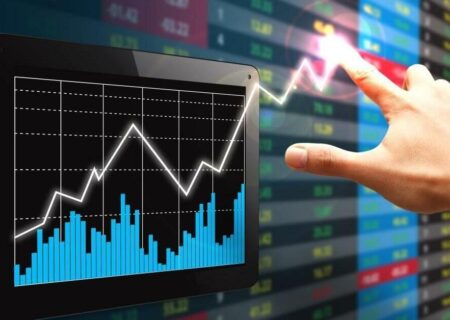 بازار سهام در مسیر اصلاح نرم؛ نماگرهای رشد نشان از انتظار دارند
