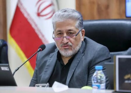 مأموریت دانشگاه، تنها تعلیم و تربیت نیست بلکه احیای انسان است