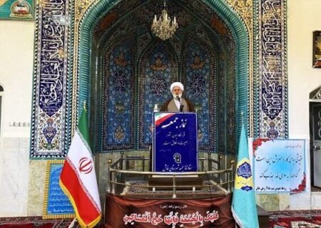 خطیب جمعه خاش: توسعه «سواحل مکران» در حد شعار باقیمانده است