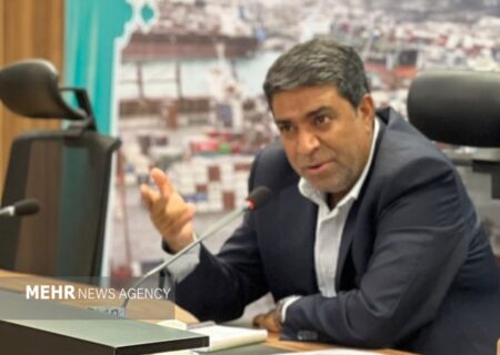 صادقی‌پور: سیاست دولت معطوف بر استفاده بیشتر از آب شیرین کن ها است