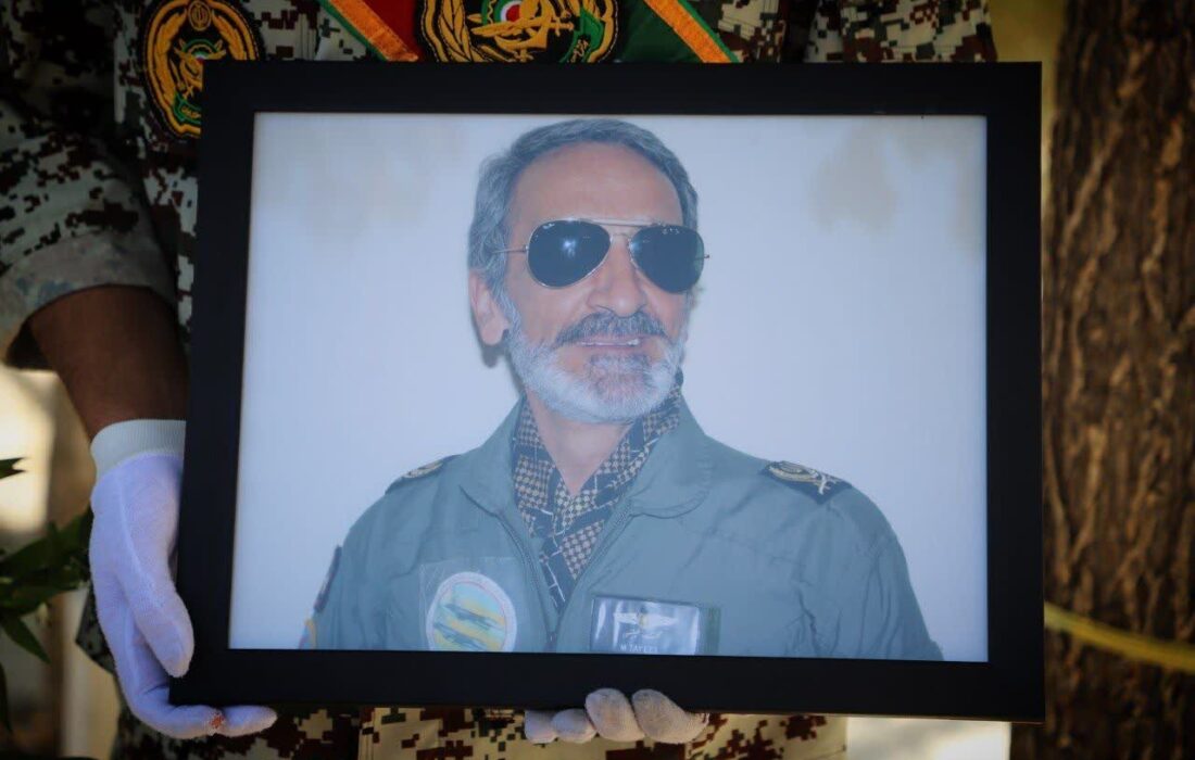 مراسم تشییع جانباز سرافراز سرتیپ دوم خلبان محمد طیبی در اراک