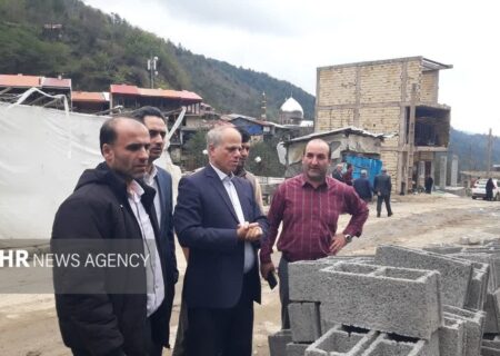 بازدید مسئولان از دهکده چوبی سوخته امامزاده ابراهیم(ع) شفت