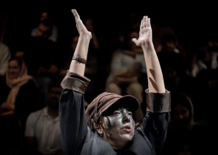 نمایش «شب» ۲ اجرایی شد