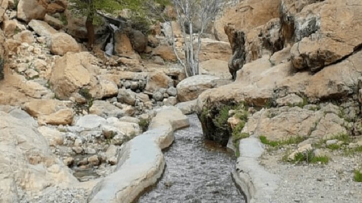 عملیات اجرایی زیرساخت گردشگری در تفرجگاه تنگ کتویه داراب آغاز شد
