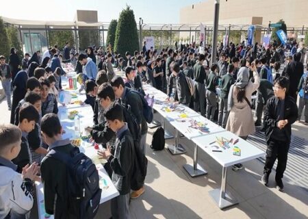 برپایی روز دانش آموز در ایران‌مال