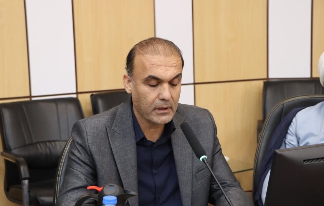 مالالهی: رفاه فرهنگیان و ترویج مطالعه در مدارس خارگ ضروری است