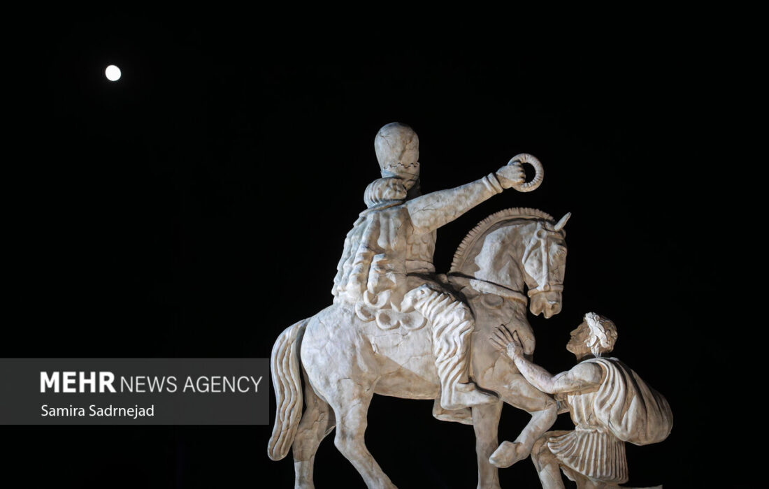 فردی: زانو زدن در برابر اقتدار ایران ریشه در تاریخ این خاک دارد