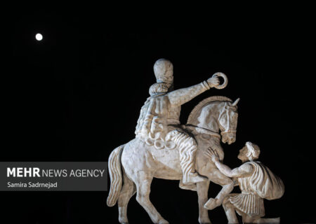 فردی: زانو زدن در برابر اقتدار ایران ریشه در تاریخ این خاک دارد