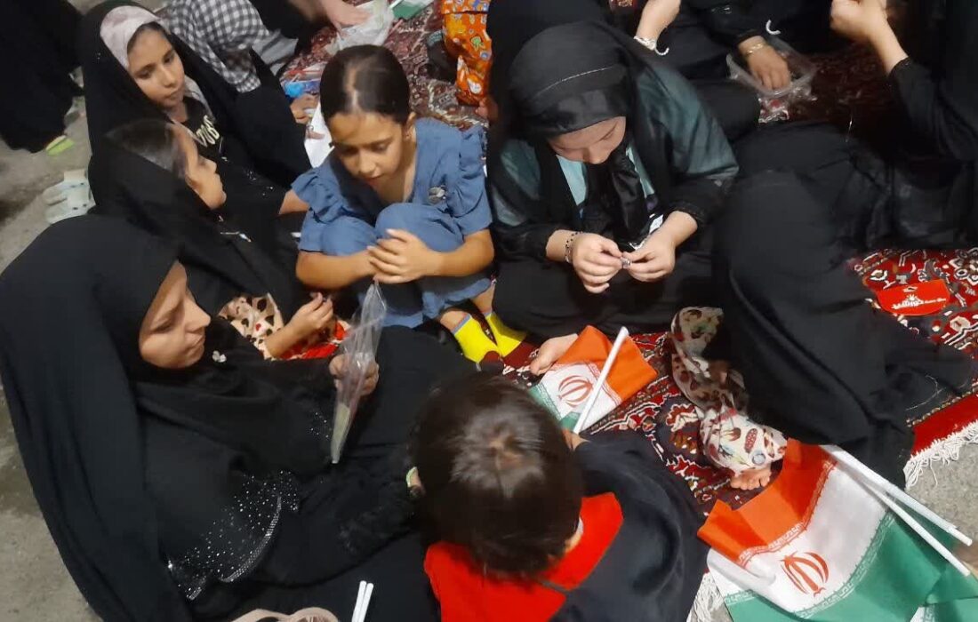 جلوهای از میهندوستی در مدارس کامیاران؛برگزاری پویش «پرچم افتخار»