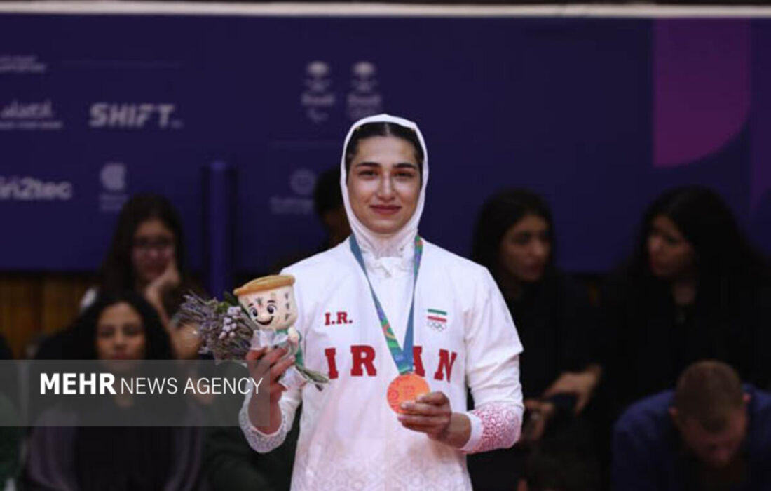 بربط: از اینکه دست پُر به ایران بر میگردم خوشحالم