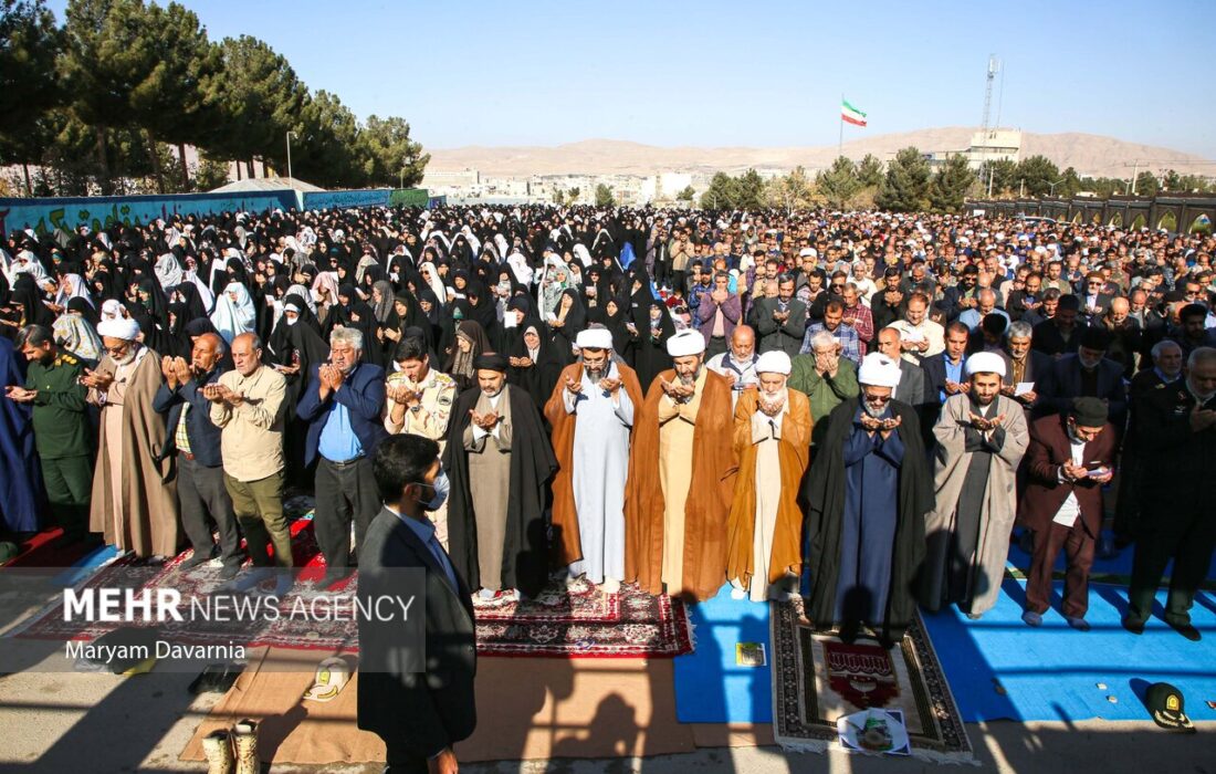 اقامه نماز طلب باران در بجنورد