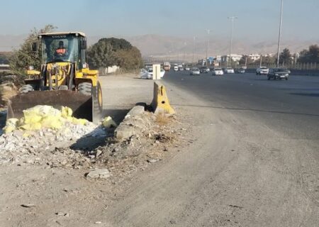 برخورد با متخلفان تخلیه نخاله‌ و مصالح ساختمانی در حاشیه راه‌های البرز